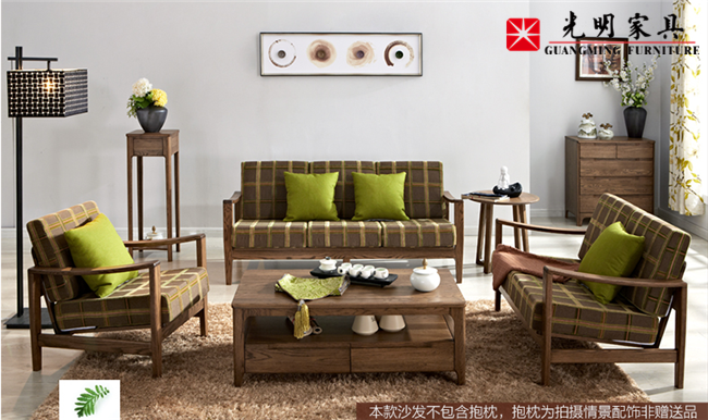为什么说实木沙发是客厅的一道风景线？