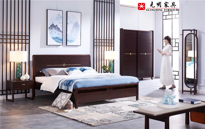 用心爱家，用行动保养实木家具