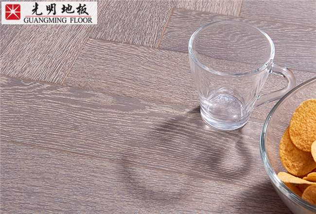要选用实木地板先要懂得选购实木地板！